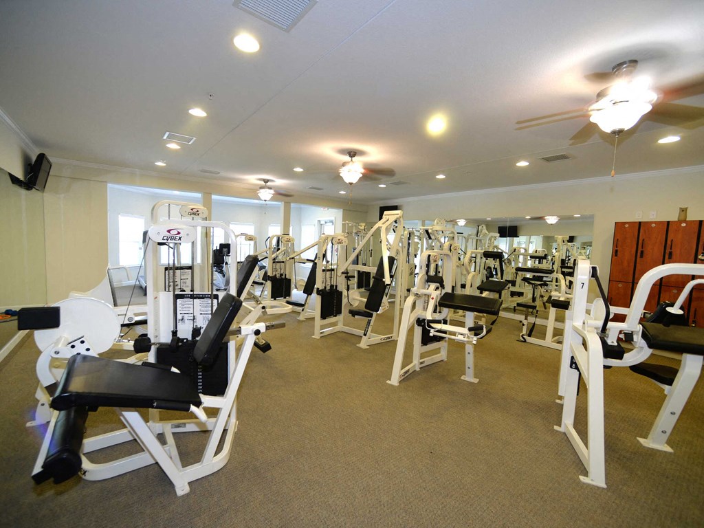 resistance strength training fitness center open 24/7