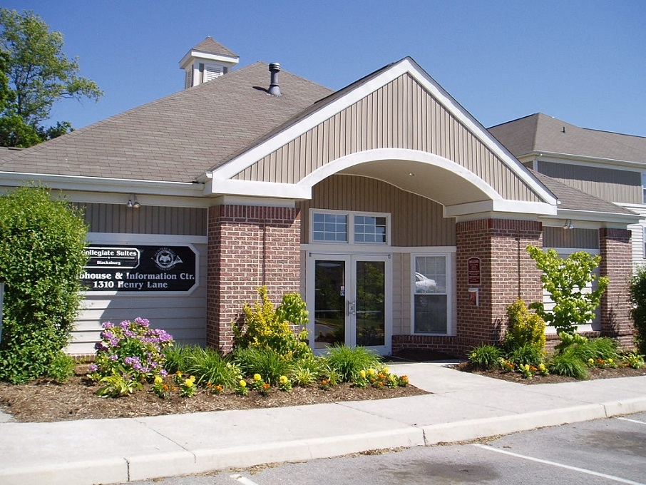 Hunters Ridge of Blacksburg Apartments, 1310 Henry Lane
