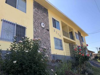 2715 S. Fremont Ave. 1-2 Beds Apartment for Rent