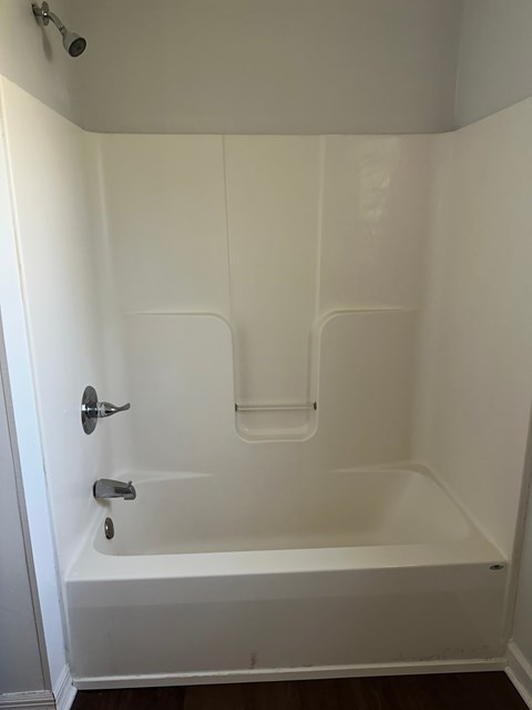 376 PENSON STREET 3 Beds Apartment for Rent