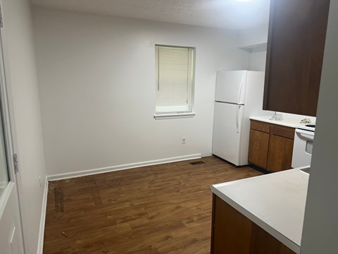 318 PLEASANT VALLEY 3 Beds Apartment for Rent