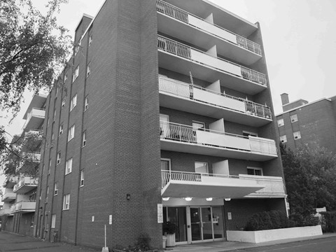 123 Railroad Street Studio-2 Beds Apartment for Rent