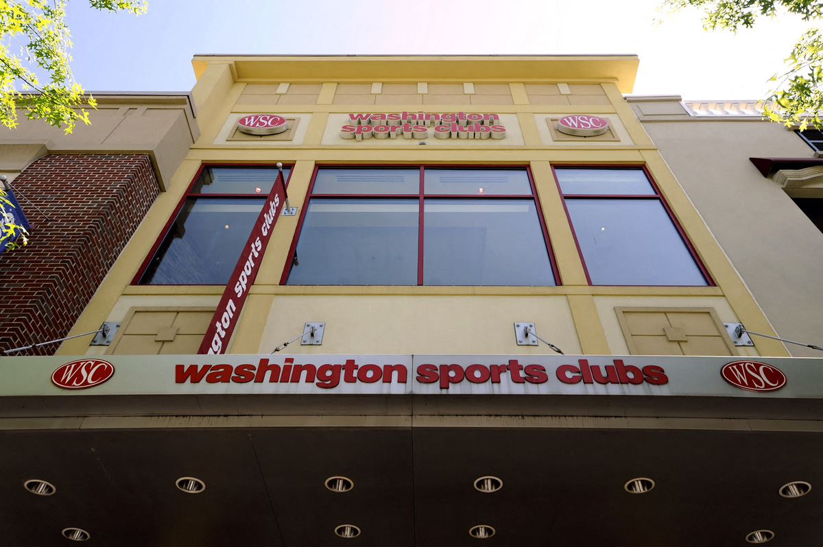 Lyon Place Retail Signage