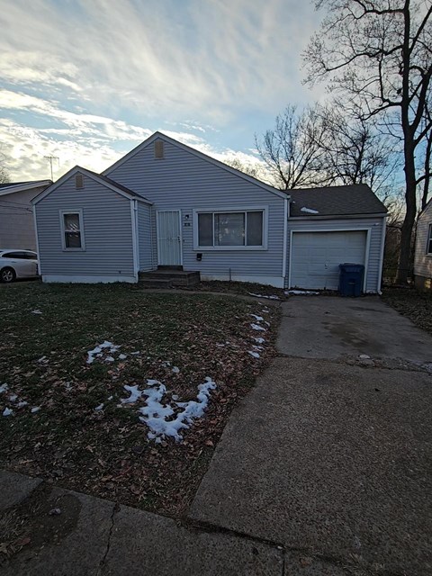 6349 Garfield Avenue 2 Beds Apartment for Rent