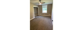 2 Bedrooms, 1 Bathroom