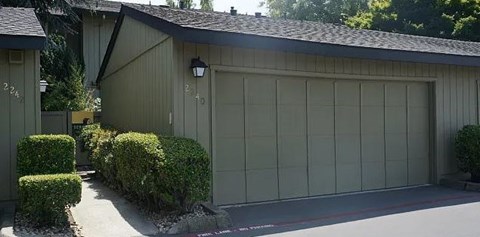 2240 Almaden Road 3 Beds Apartment for Rent