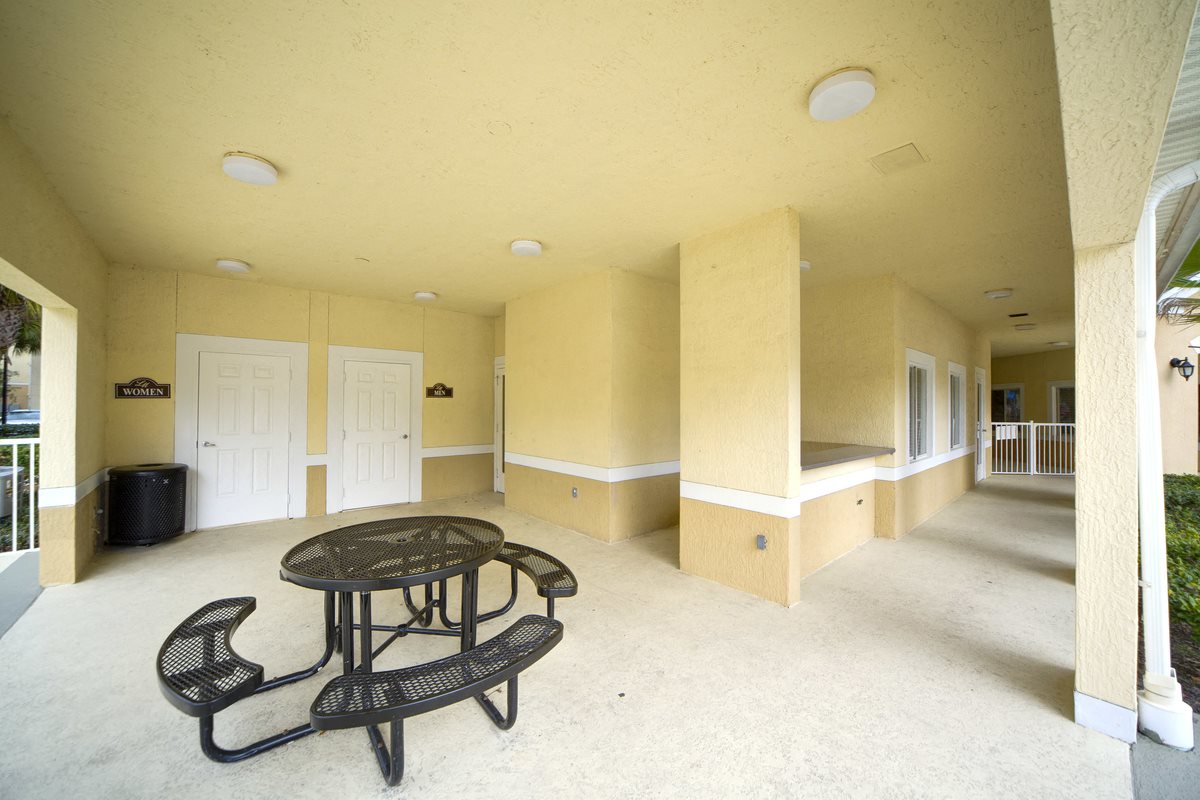 Photos and Video of Leigh Meadows Apartments in Jacksonville, FL