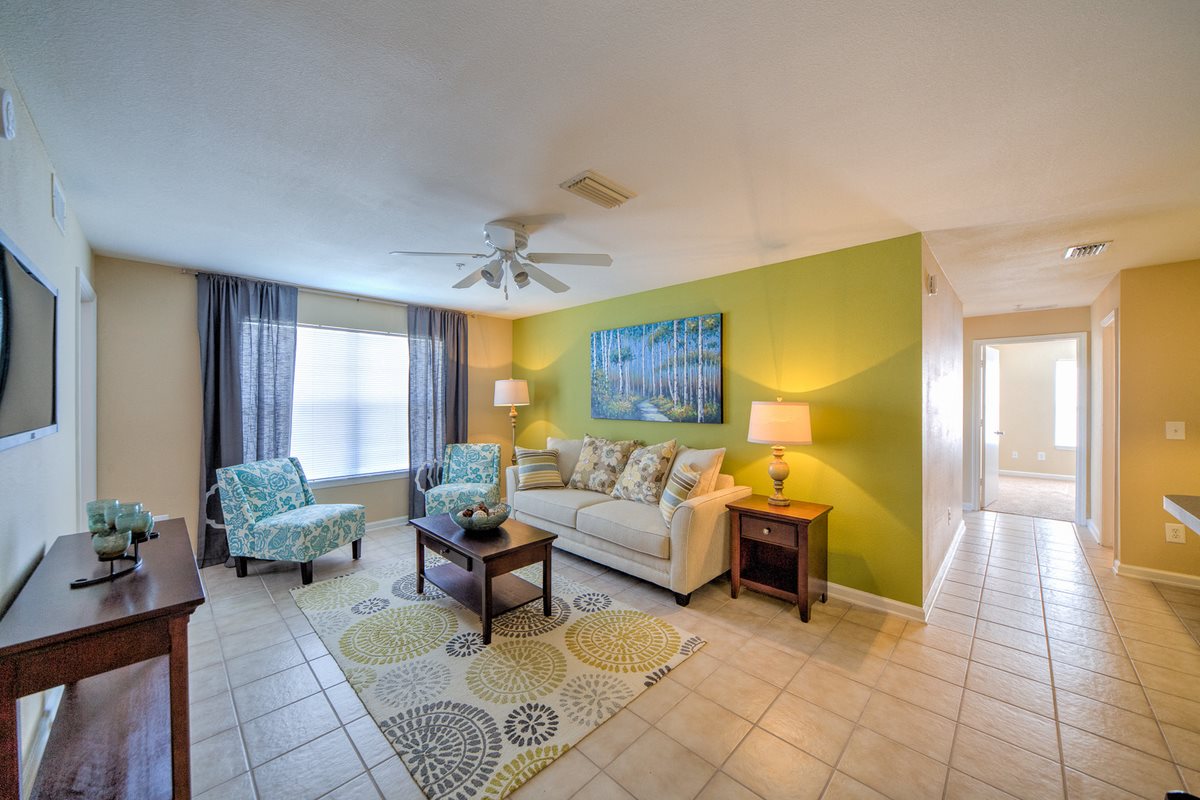 Thomas Chase Apartments Living Room Thomas Chase Apartments Living Room
