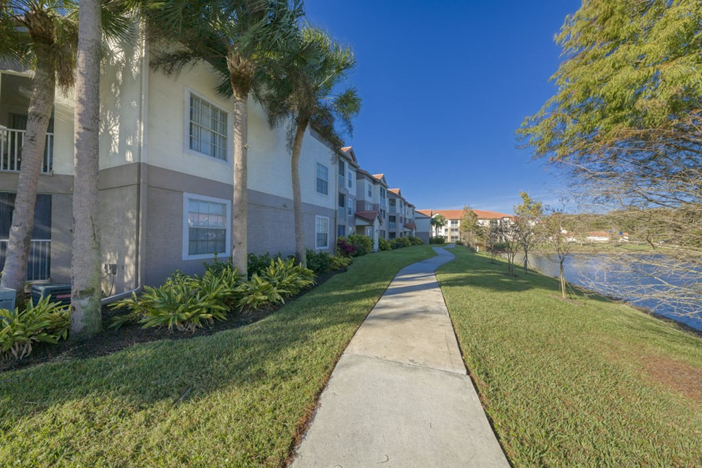 The Landings at Boot Ranch | Palm Harbor FL | Building Exterior