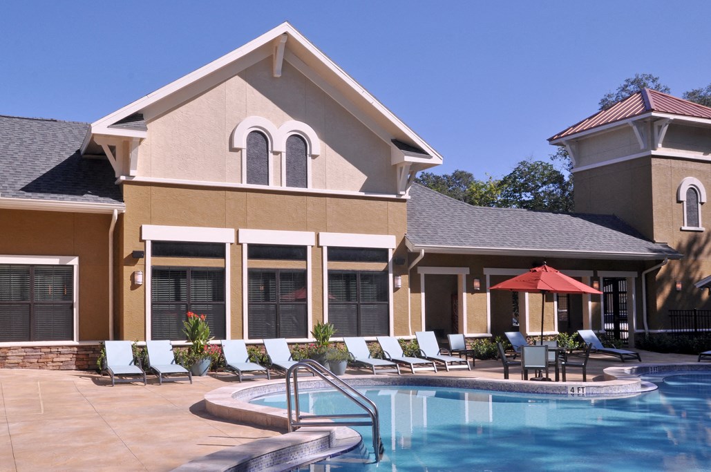 Valrico Station Apartments in Valrico, FL