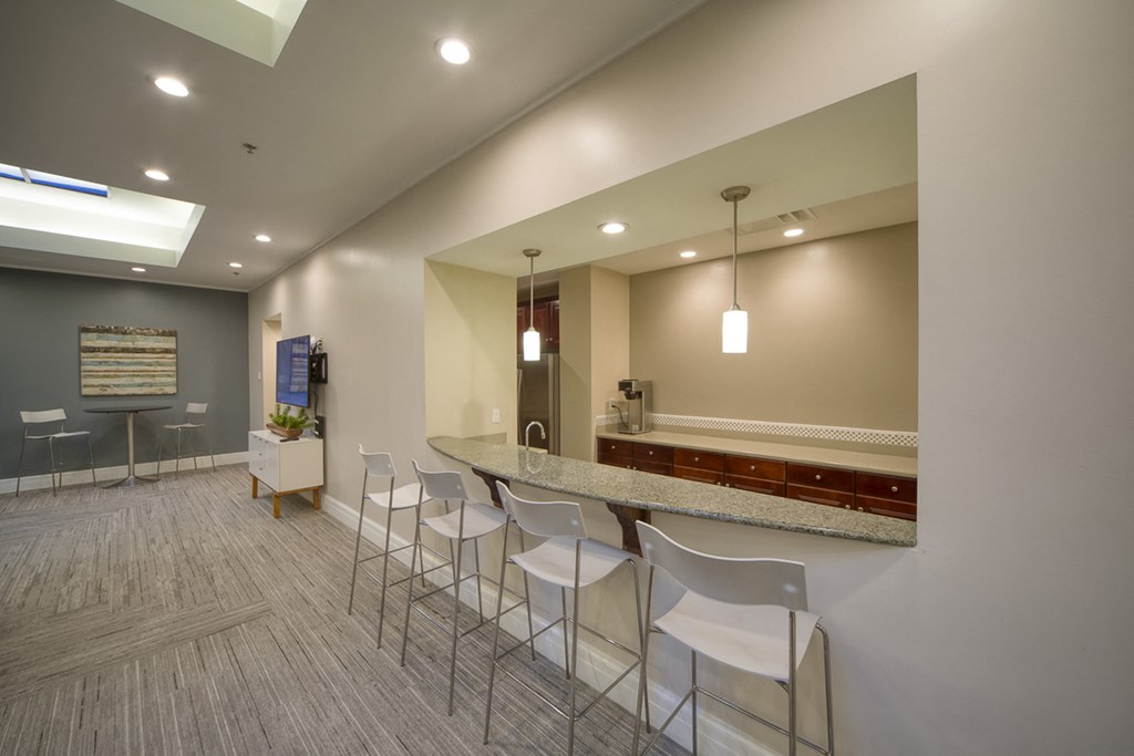 11 East Apartments | Jacksonville FL