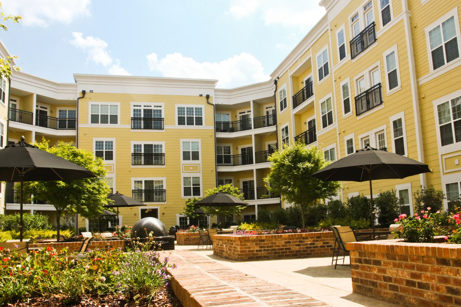 Ashley Square at Southpark Luxury Apartments Ashley Square at Southpark Luxury Apartments