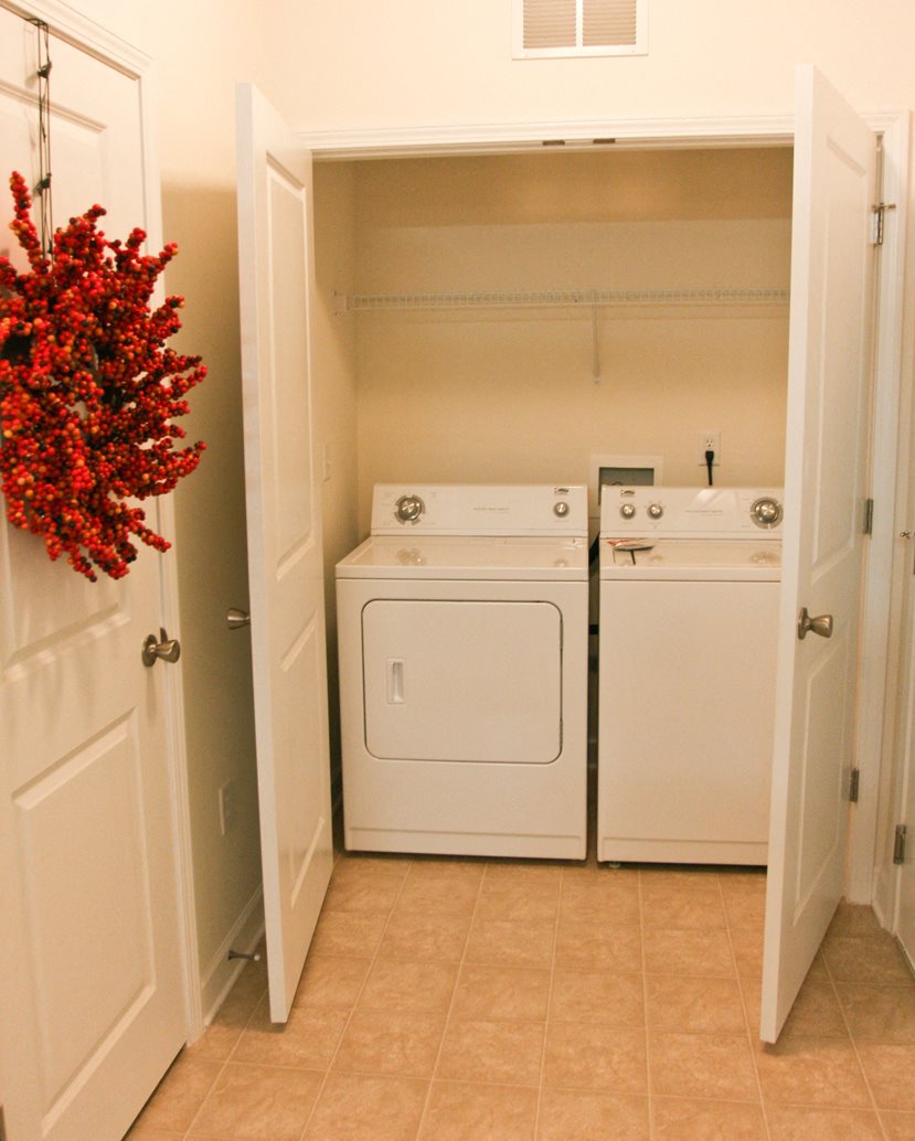 Ashley Square at Southpark Luxury Apartments Ashley Square at Southpark Luxury Apartments
