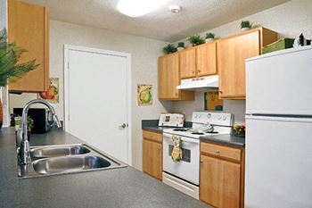 Addison Landing Cabinet Space