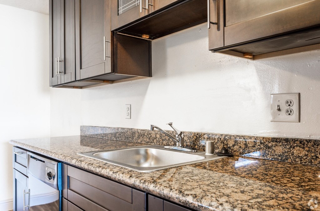 Villa Grove Apartments