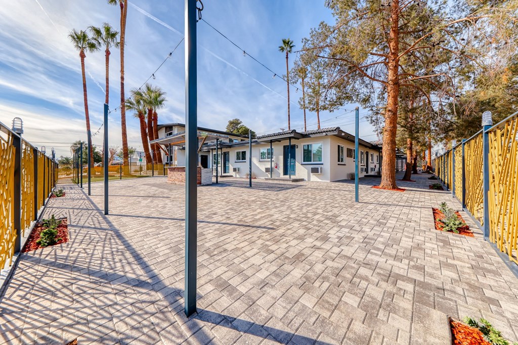 the enclave at homecoming terra vista street parking lot