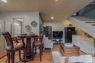 Charming Bungalow 2 Beds Apartment for Rent