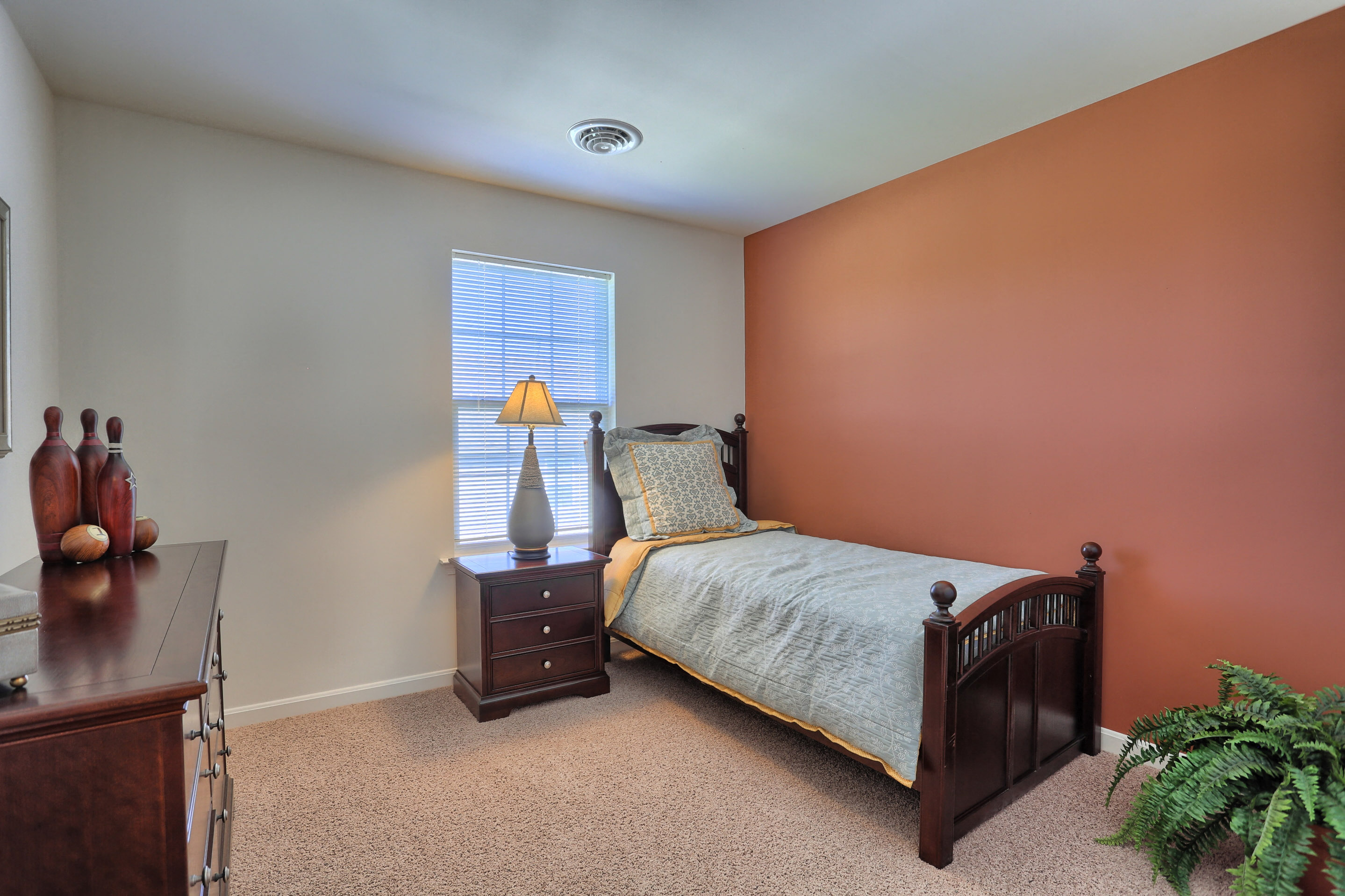 spacious 2nd bedroom