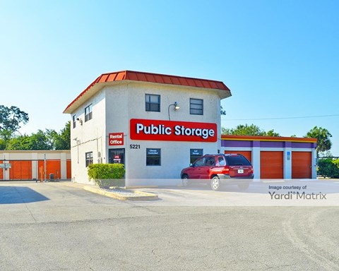 Storage Units for Rent available at 5221 Okeechobee Road, Fort Pierce, FL 34947