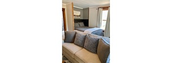 1 Bedroom, 1 Bathroom