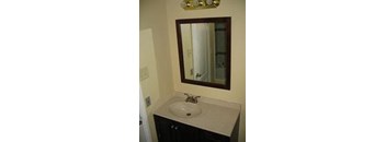 3/2 1350 sqft