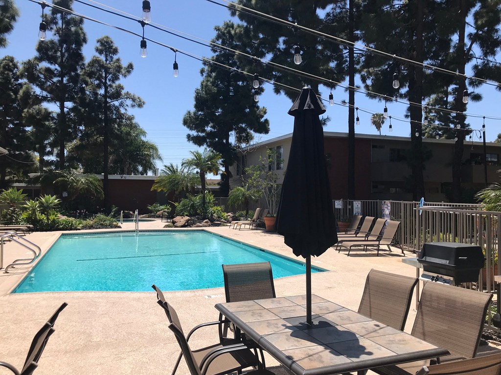 Beachwood Village Apartments