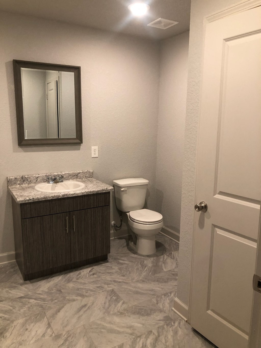 Pine Ridge Apartment