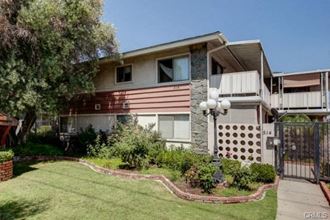 514 S. Barranca Ave. 2 Beds Apartment for Rent