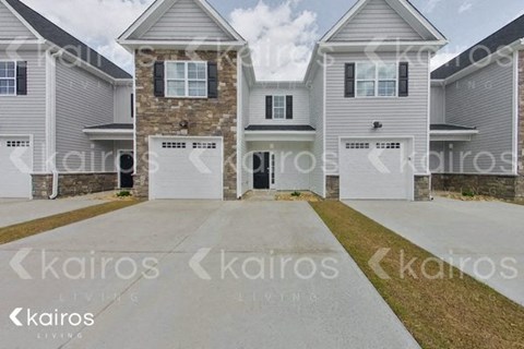 3717 Oak Leaf Way Ste C 3 Beds Apartment for Rent