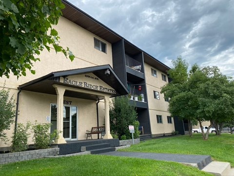 the building where the hotel is located is shown