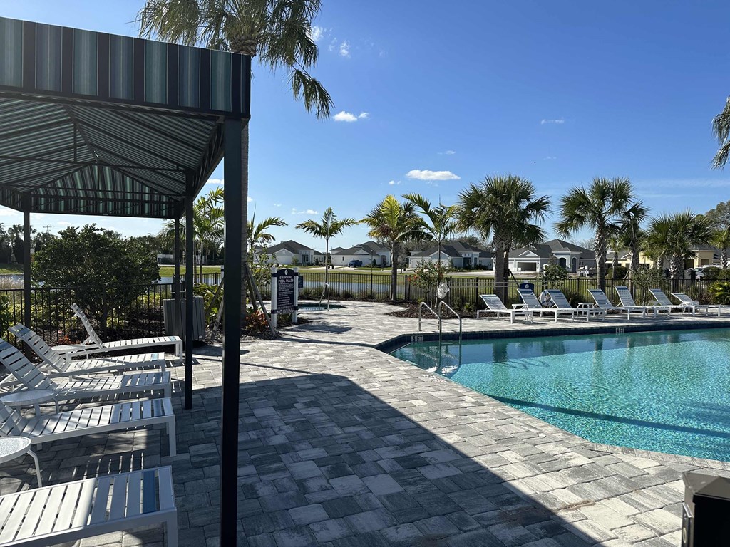 the swimming pool at the resort at longboat key club