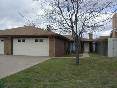 2056 Harvard Drive 2 Beds Apartment for Rent