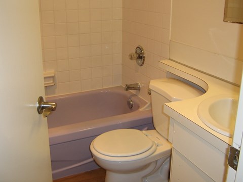 6044 Wilson Avenue 1-3 Beds Apartment for Rent - Photo Gallery 8