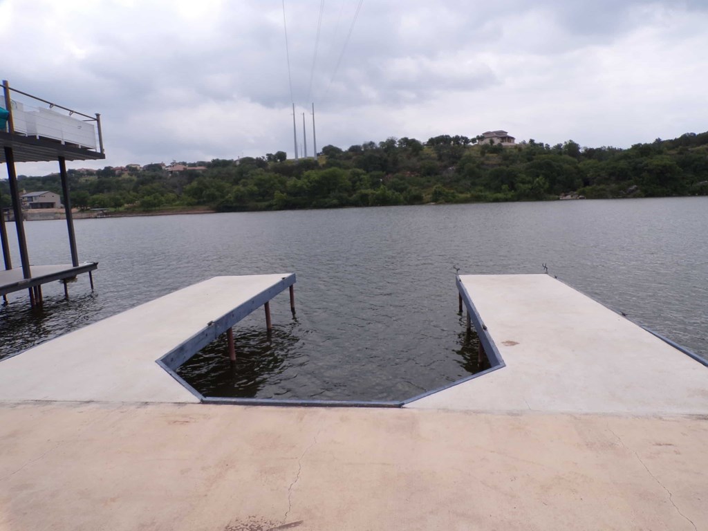 the dock is ready to go into the water