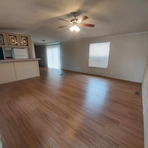 907 Barrier Lane 3 Beds Apartment for Rent