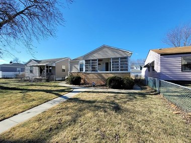 7436 Columbia 2 Beds Apartment for Rent
