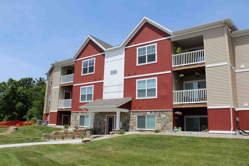 our apartments have a spacious yard and balconies for residents to enjoy