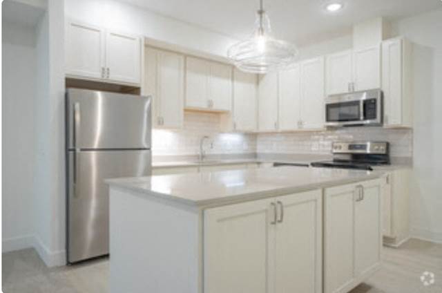 Zephyr Place Apartments