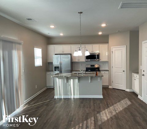 5510 COBBLESTONE GLEN DRIVE 4 Beds Apartment for Rent