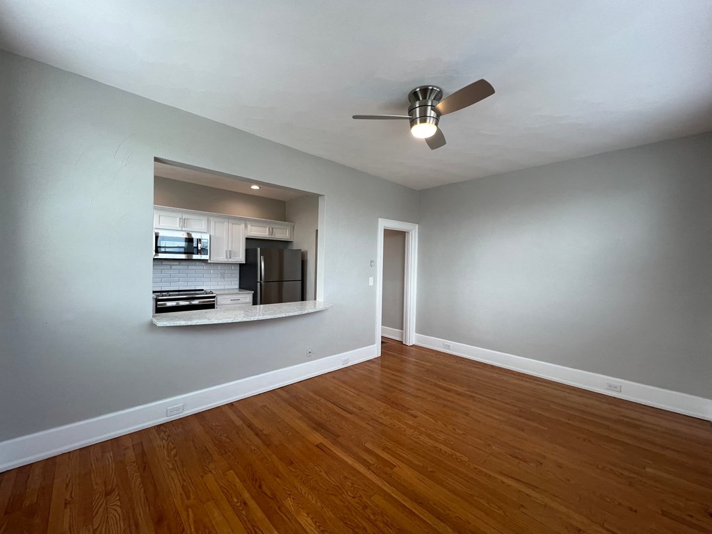 115 Elm Avenue- Walk To Downtown