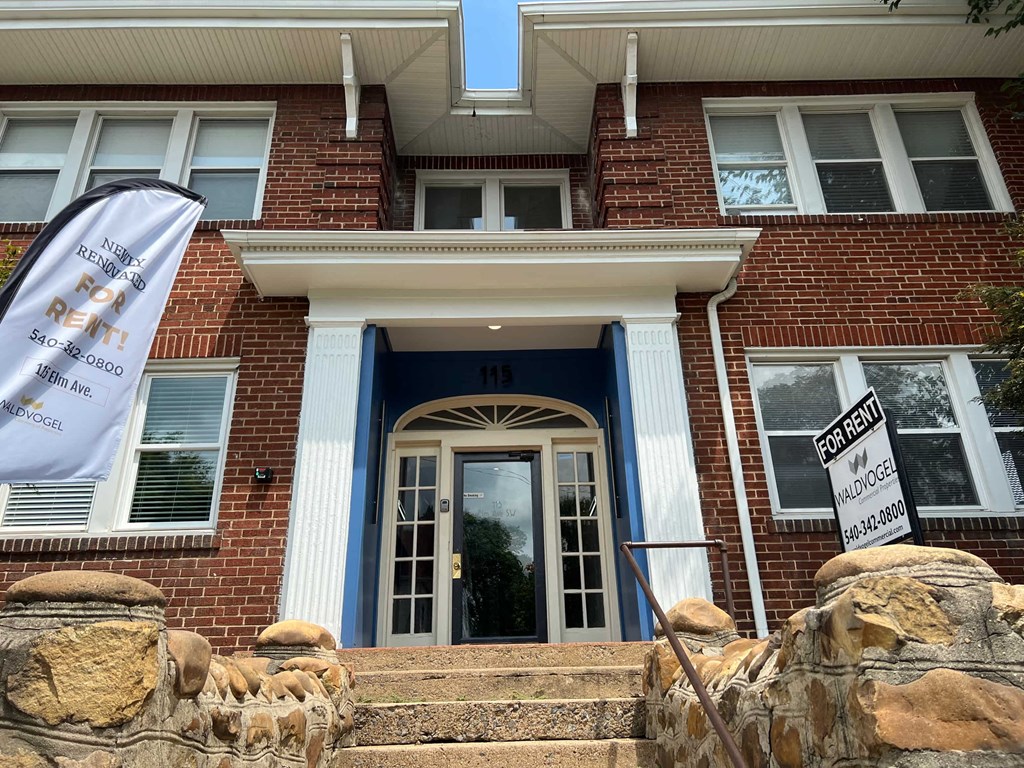 115 Elm Avenue- Walk To Downtown