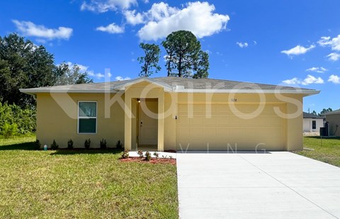 3158 Alwood St 3 Beds Apartment for Rent