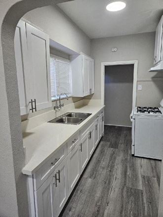 236 East Baseline Street 2 Beds Apartment for Rent