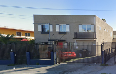 8324, 8324.5, 8326, 8326.5 S Figueroa Studio Apartment for Rent