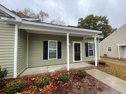 A house with the number 2826 on the front.