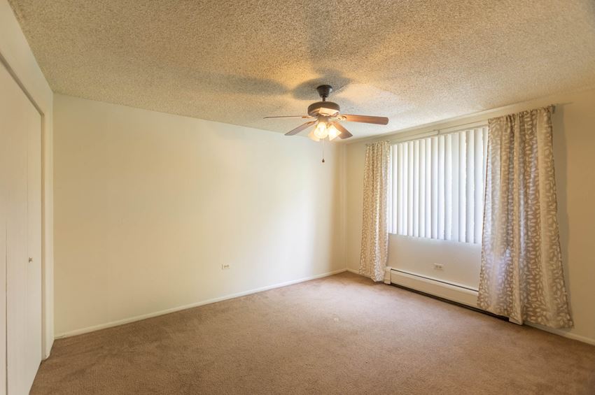 Washington Plaza Apartments