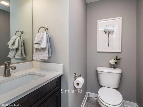 680 SE Greyson Lane 3 Beds Apartment for Rent