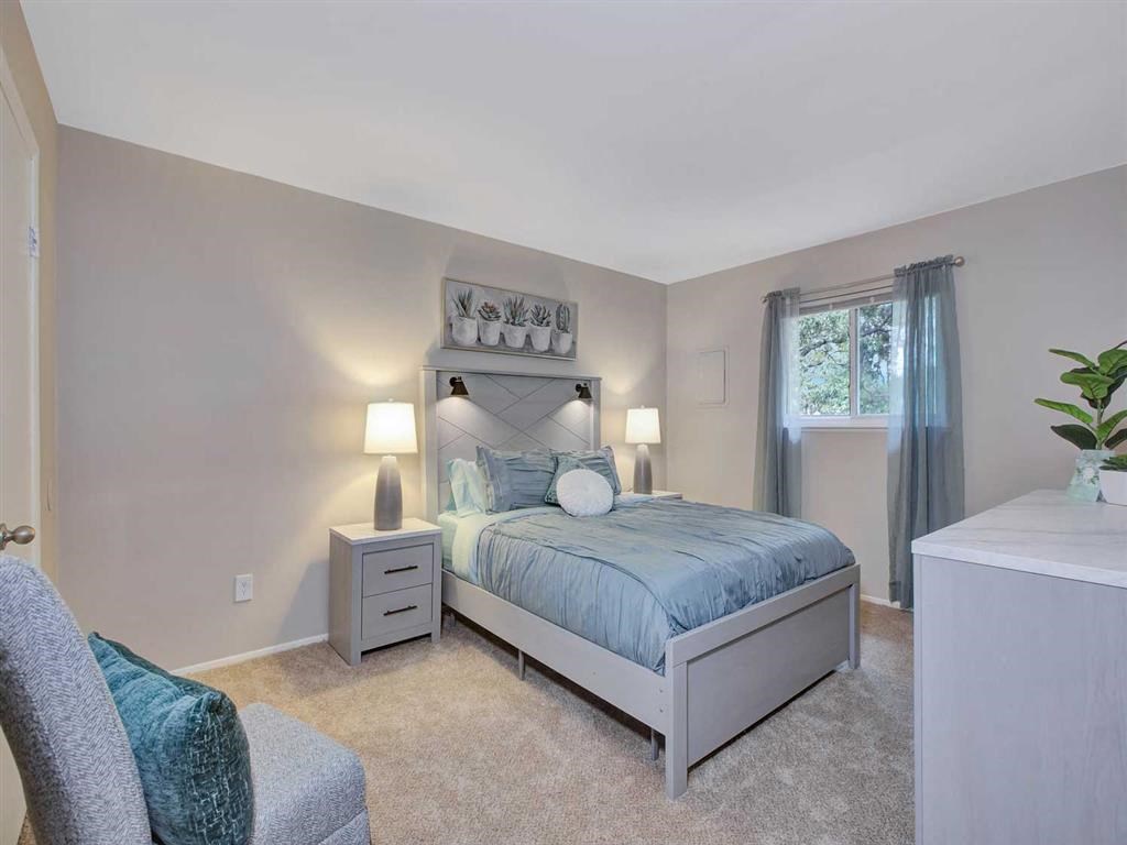 King Size Bedroom at Ridgewood Club Apartments, Virginia Beach, 23452