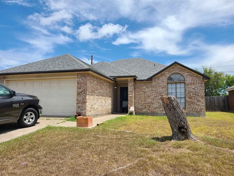 2842 Quebec Drive 3 Beds Apartment for Rent