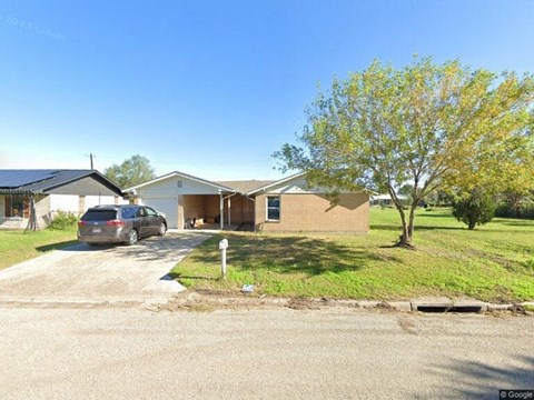 124 Redwood Drive 3 Beds Apartment for Rent
